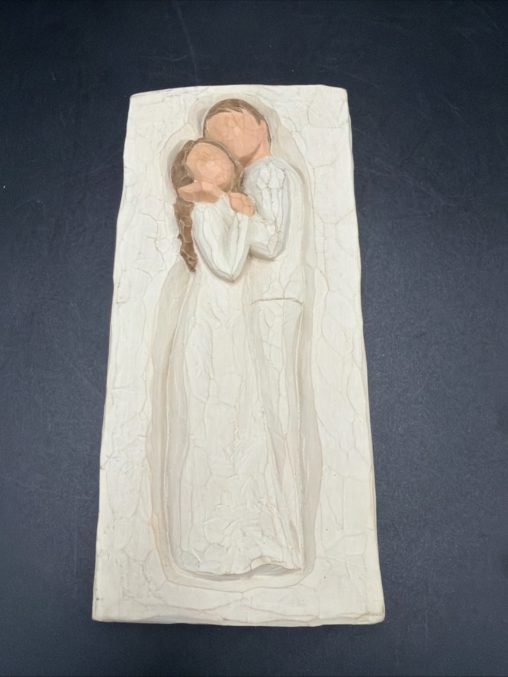 2002 WILLOW TREE WALL PLAQUE by Susan Lordi IN LOVES EMBRACE